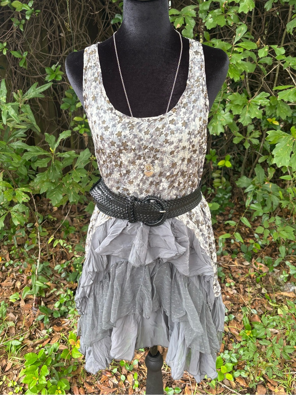 Grey Floral Print Scoop Neck Dress with Layered Ruffle Skirt